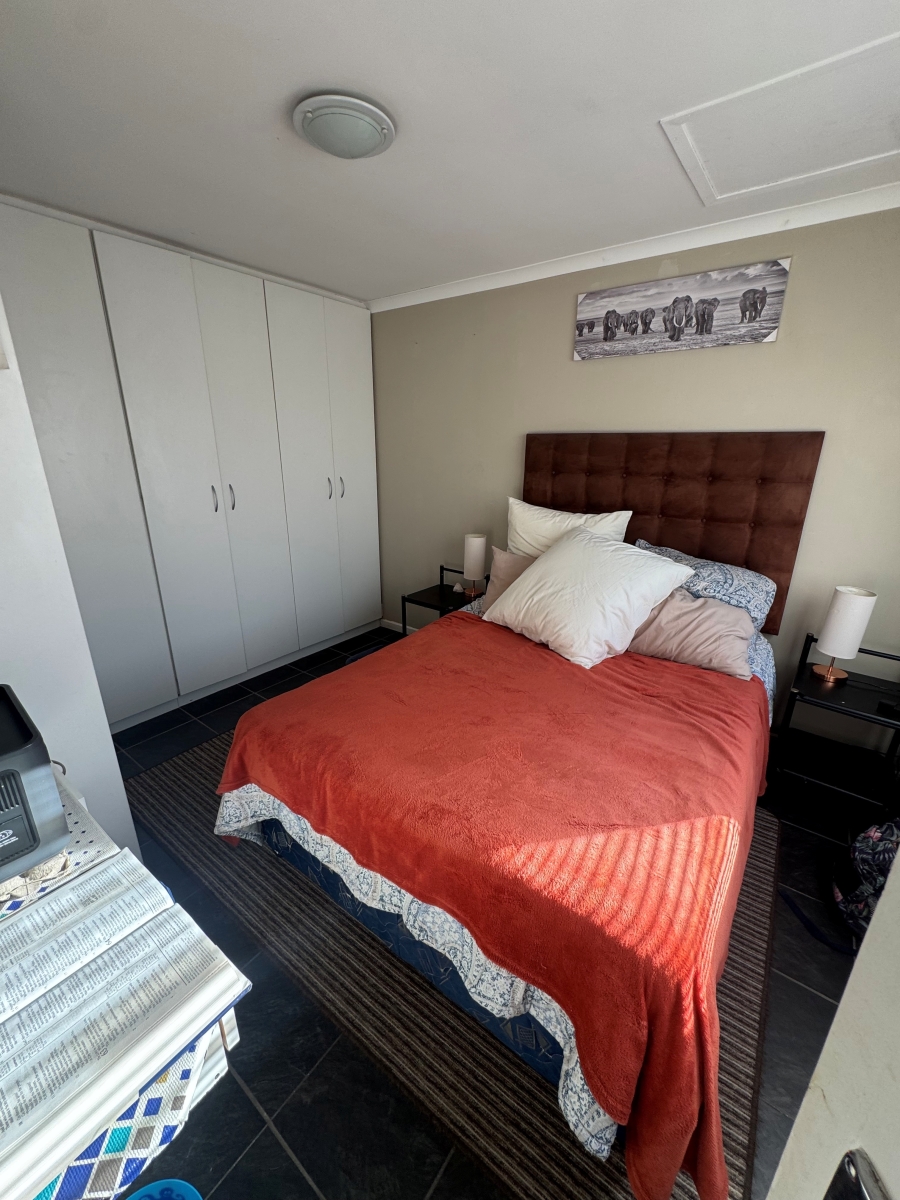 2 Bedroom Property for Sale in Gansbaai Central Western Cape